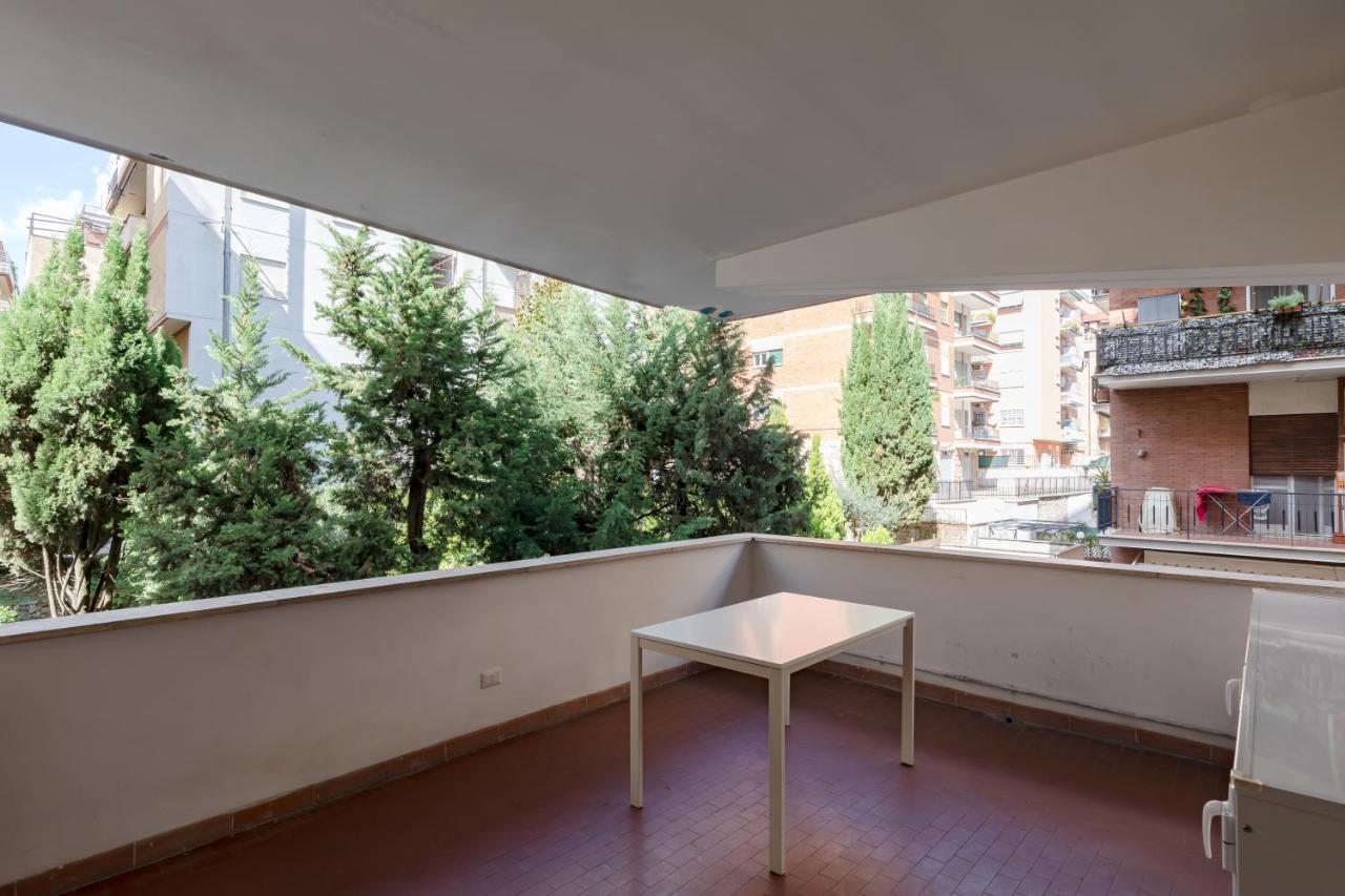 Stupendo Appartamento In Quartiere Residenziale Roma Exterior foto