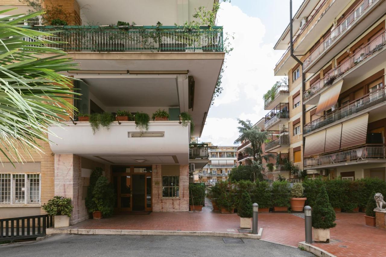 Stupendo Appartamento In Quartiere Residenziale Roma Exterior foto